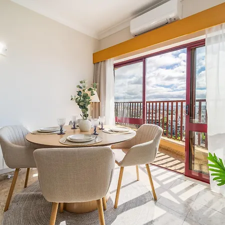 Azul Ocean View Apartment *